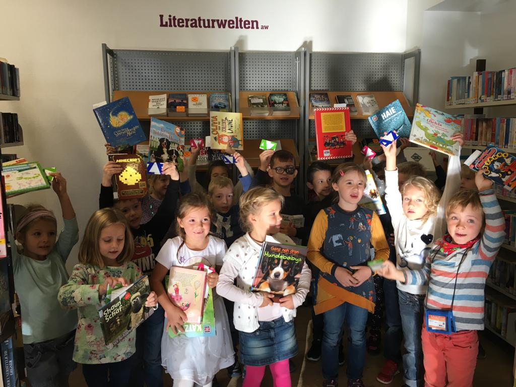 1A 2018/19  Bücher © Grundschule Giesenkirchen